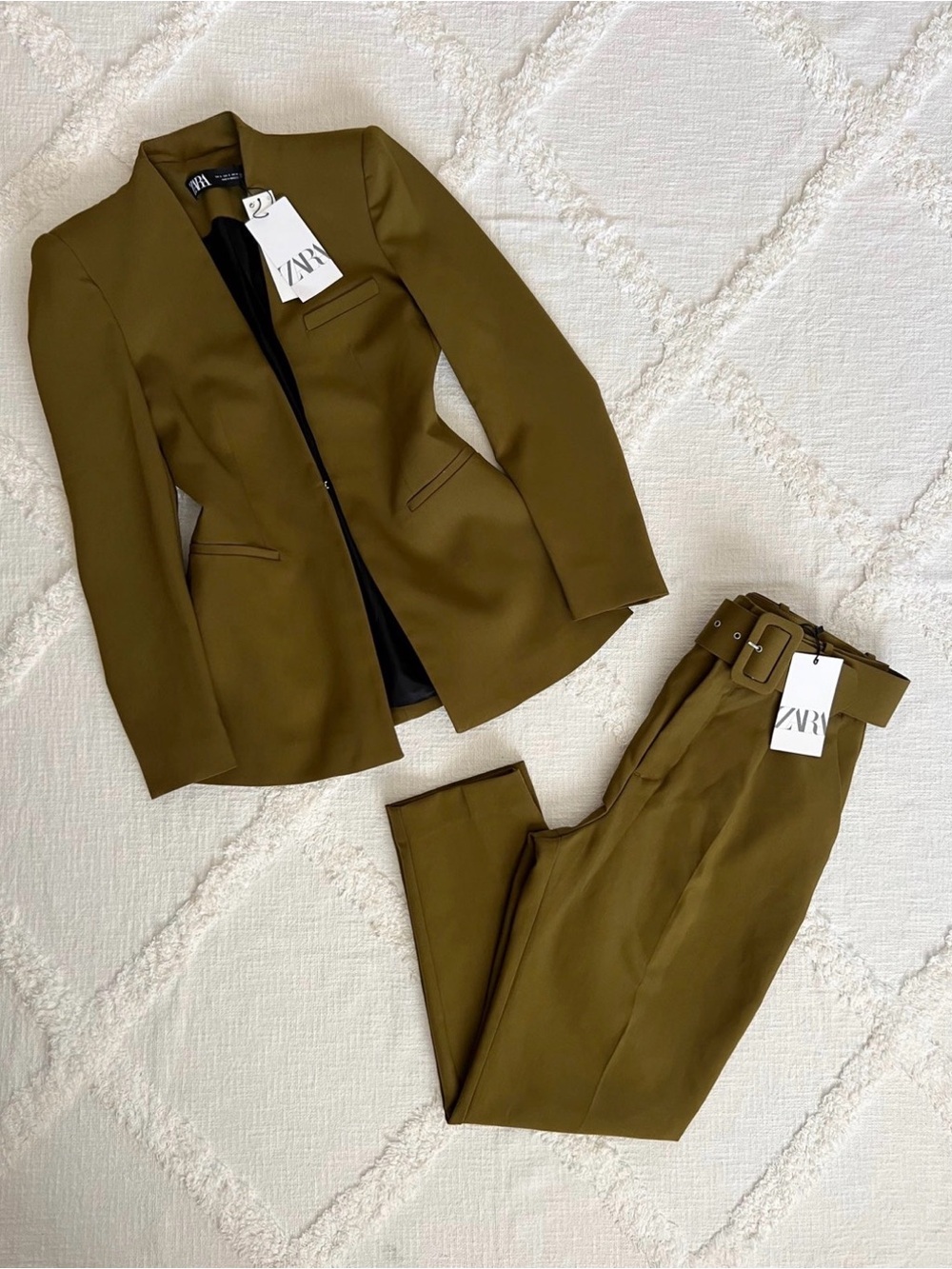ZARA Olive Tailored Blazer with High-Waist Belted Trousers